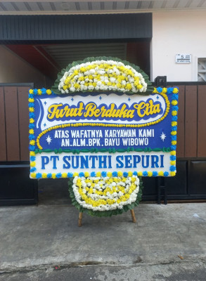 Papan Bunga Duka di Batulayang